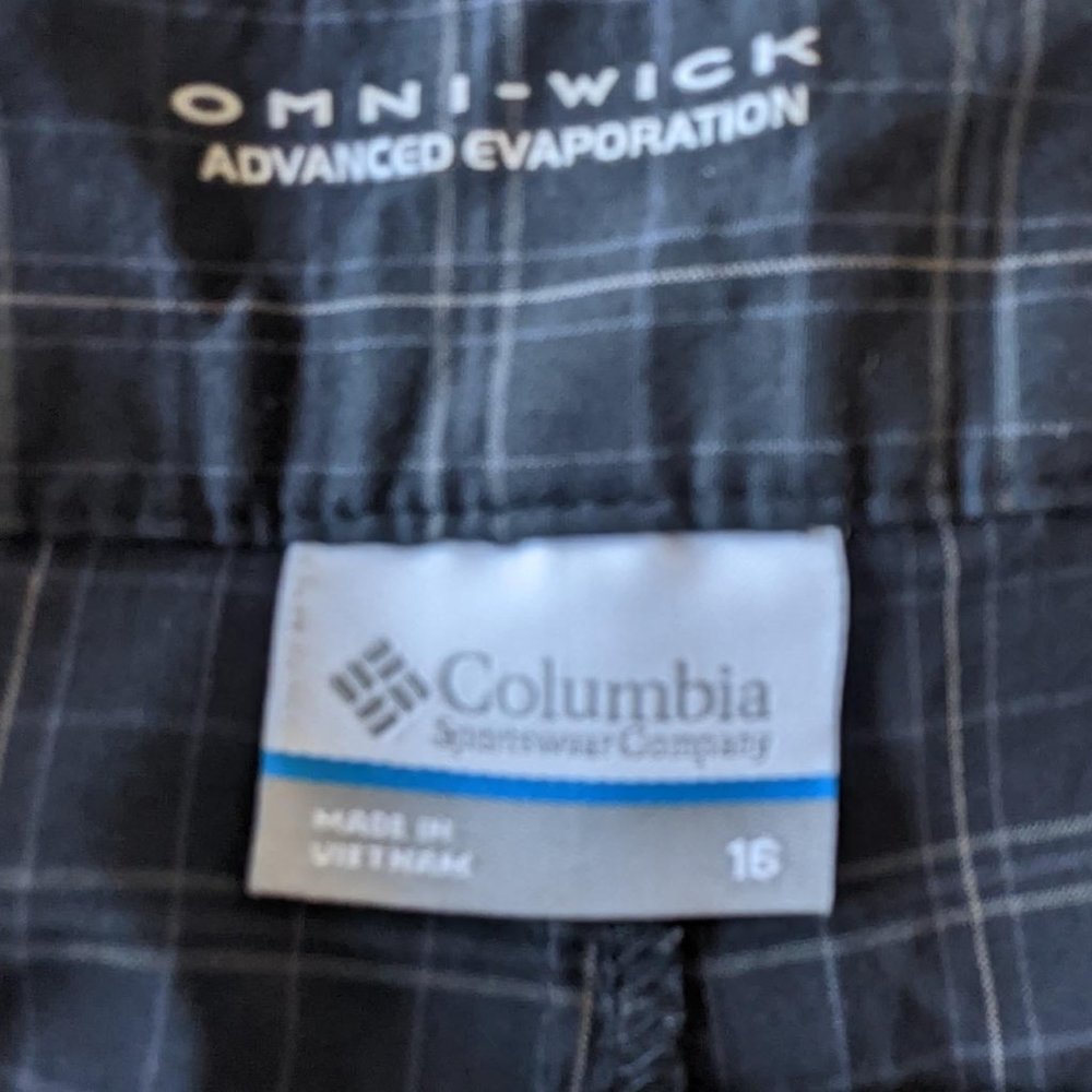 Columbia Women's Omni-Wick Shorts - Size 16 - Picture 2 of 12